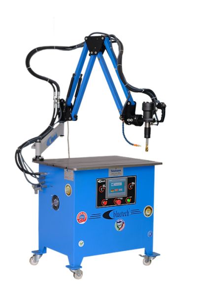 Hydraulic automatic tapping machine