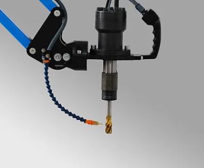 Hydraulic automatic tapping machine